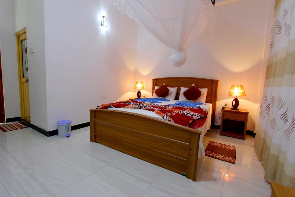 Sen - Rose Ella Apartment Bagian luar foto
