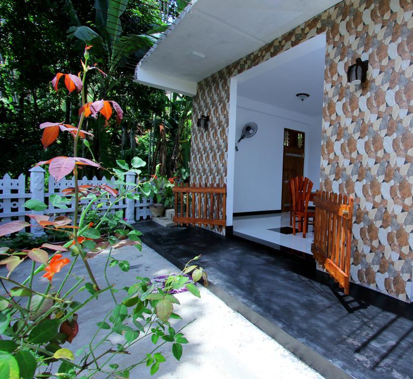 Sen - Rose Ella Apartment Bagian luar foto