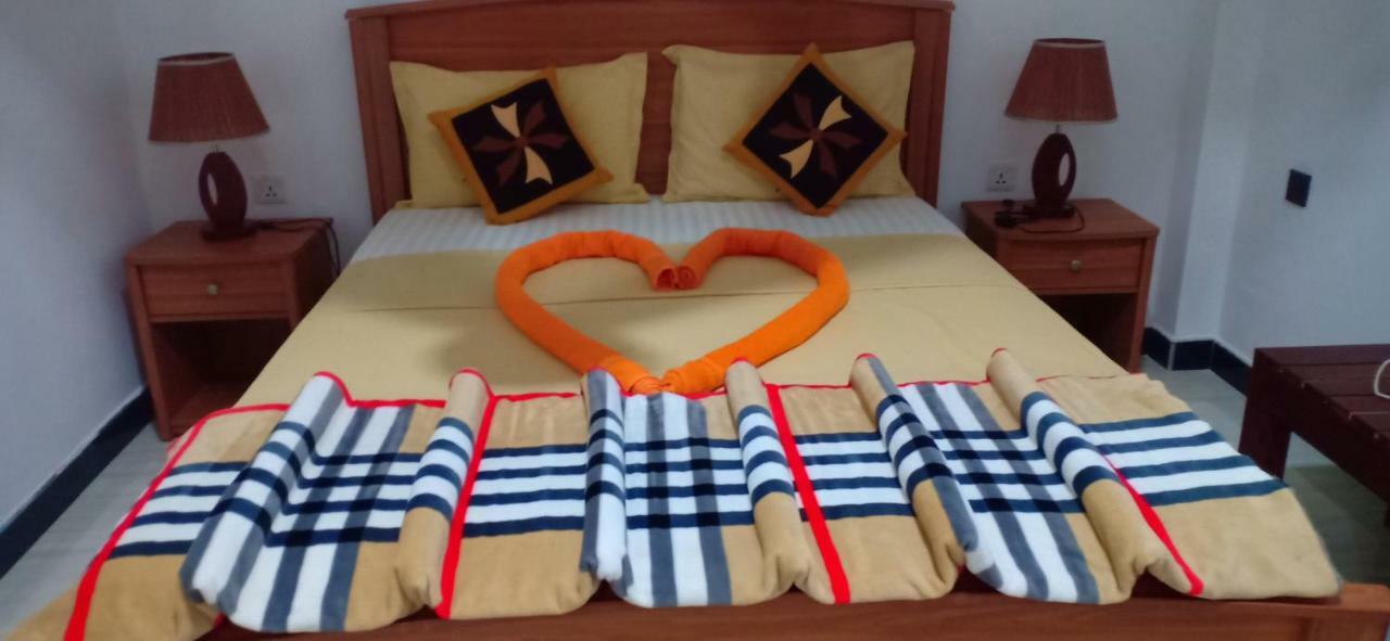 Sen - Rose Ella Apartment Bagian luar foto